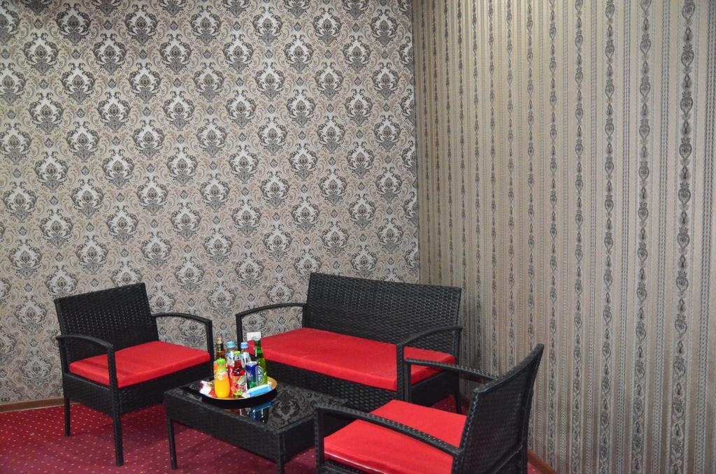 Dream Hotel Chisinau Exterior photo