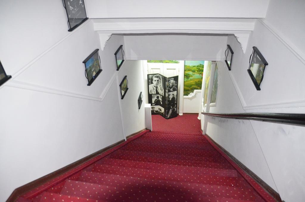 Dream Hotel Chisinau Exterior photo