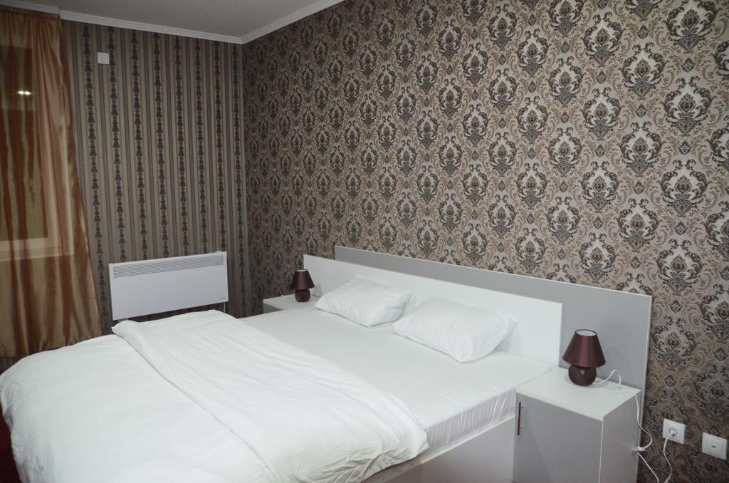 Dream Hotel Chisinau Exterior photo