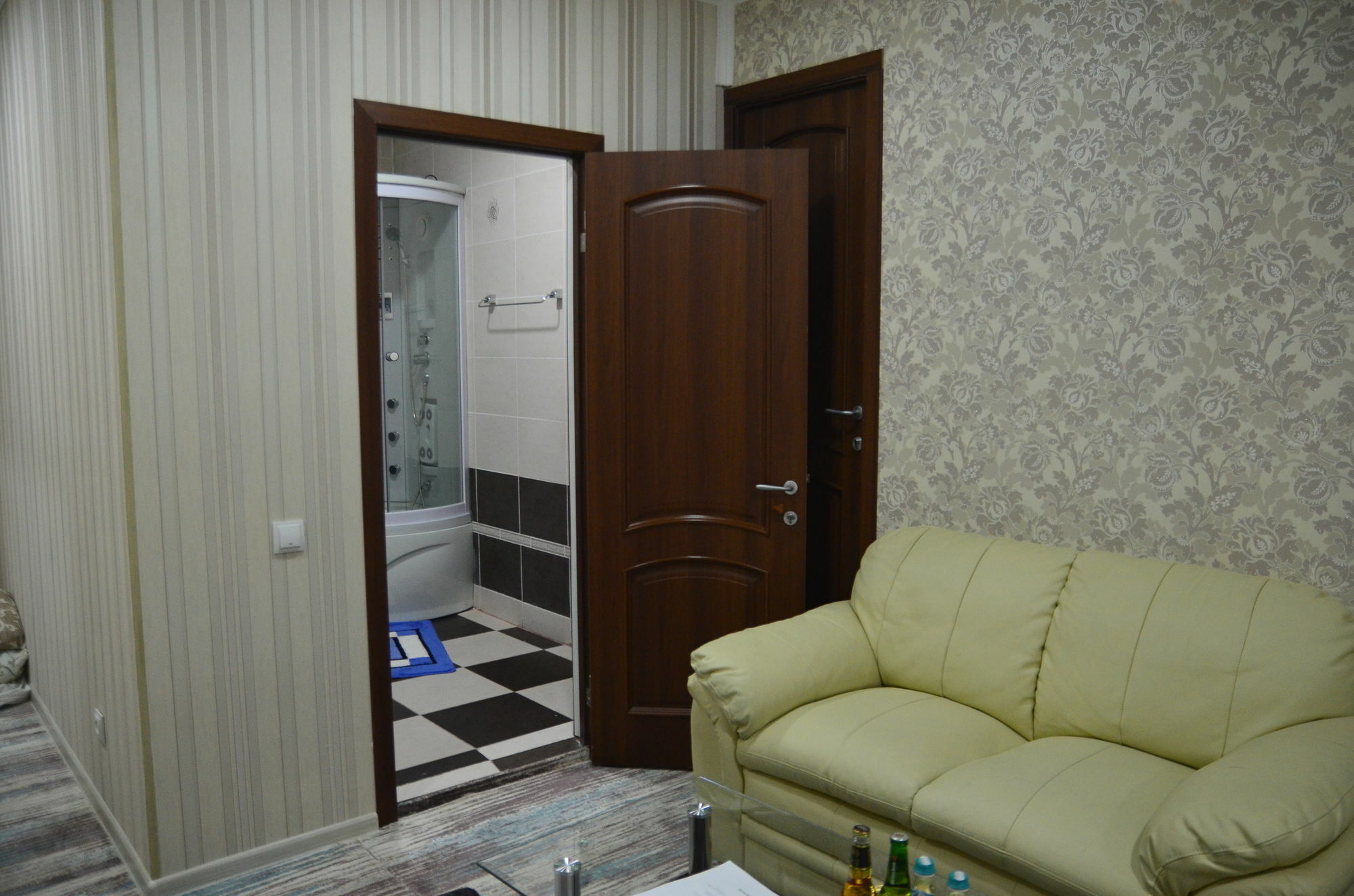 Dream Hotel Chisinau Exterior photo